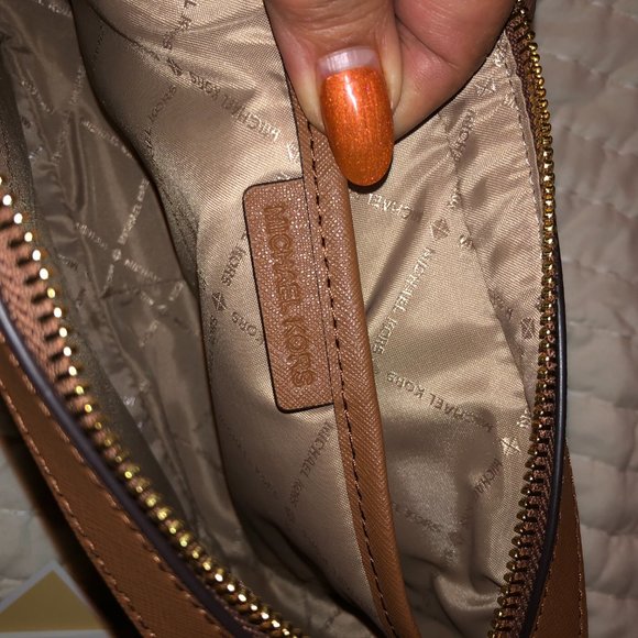 Micheal KORS Jet Set Canvas Crossbody Bag - Picture 2 of 5